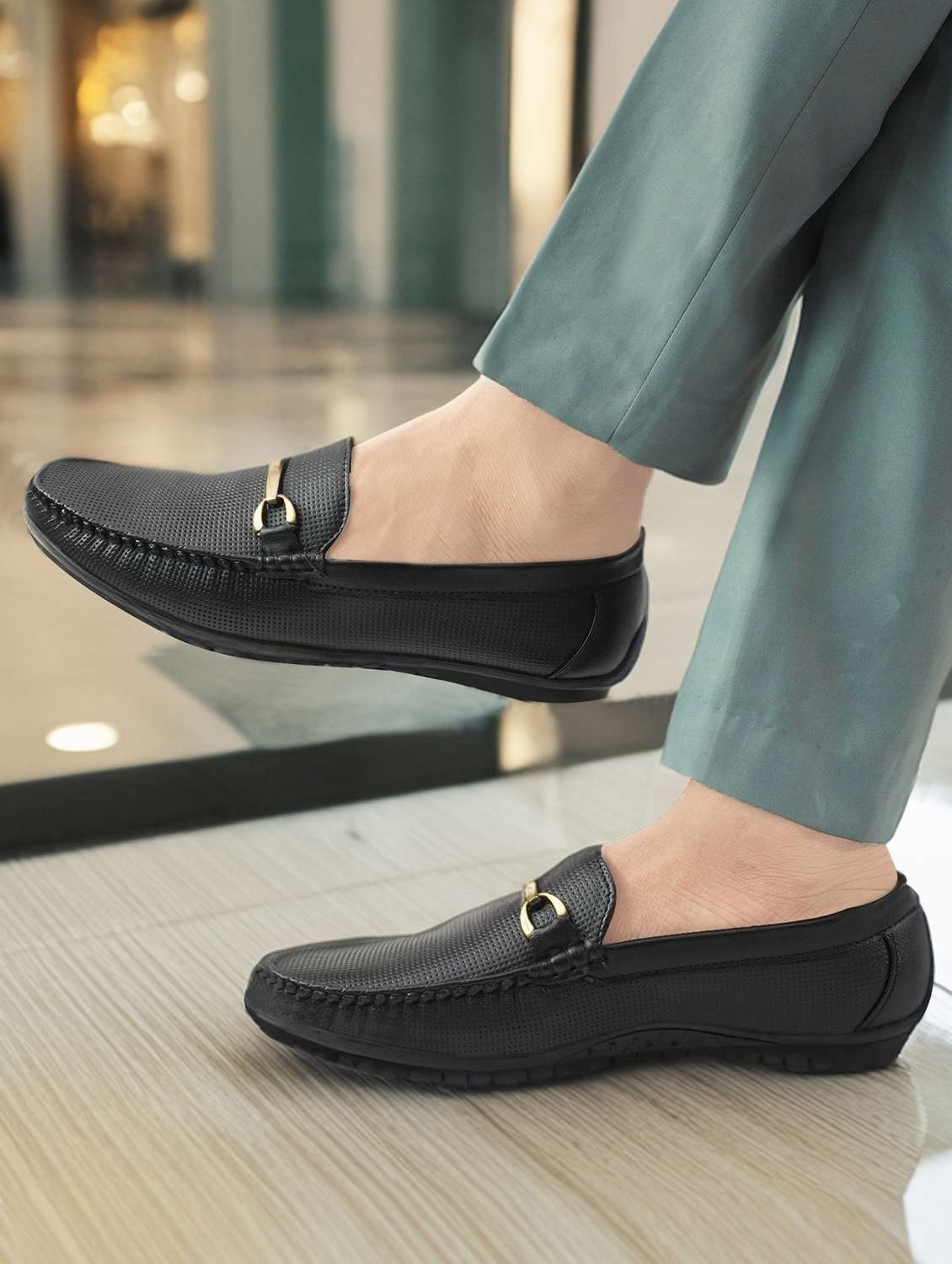 men slip on horsebit loafers - 21511010 - Standard Image - 1