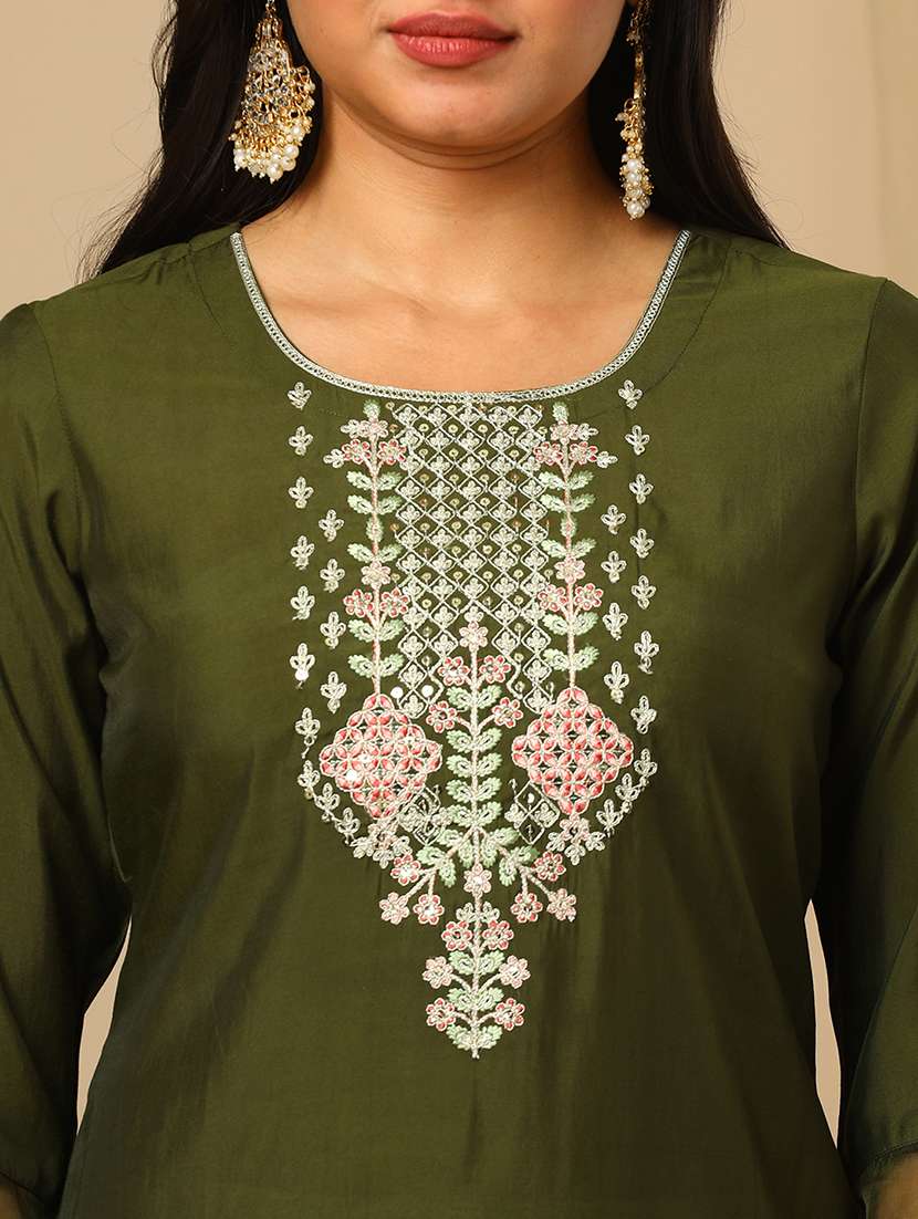 women's green round neck zari embroidered yoke design straight calf length ethnic kurta - 21511685 -  Standard Image - 4