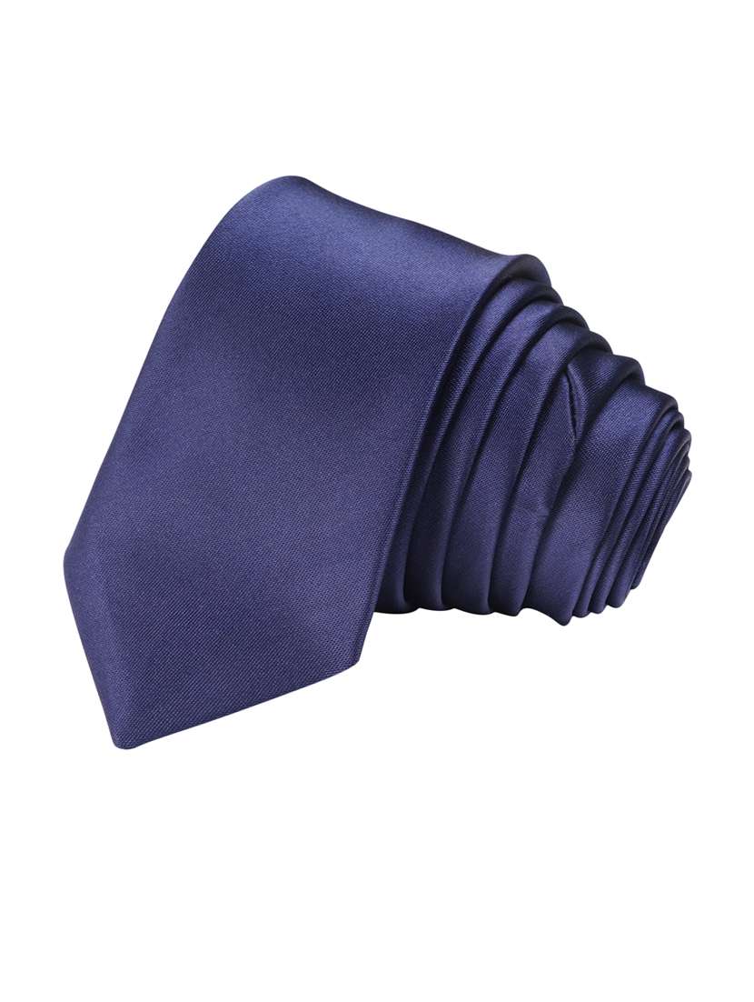 men blue plain ties - 21511752 -  Standard Image - 1