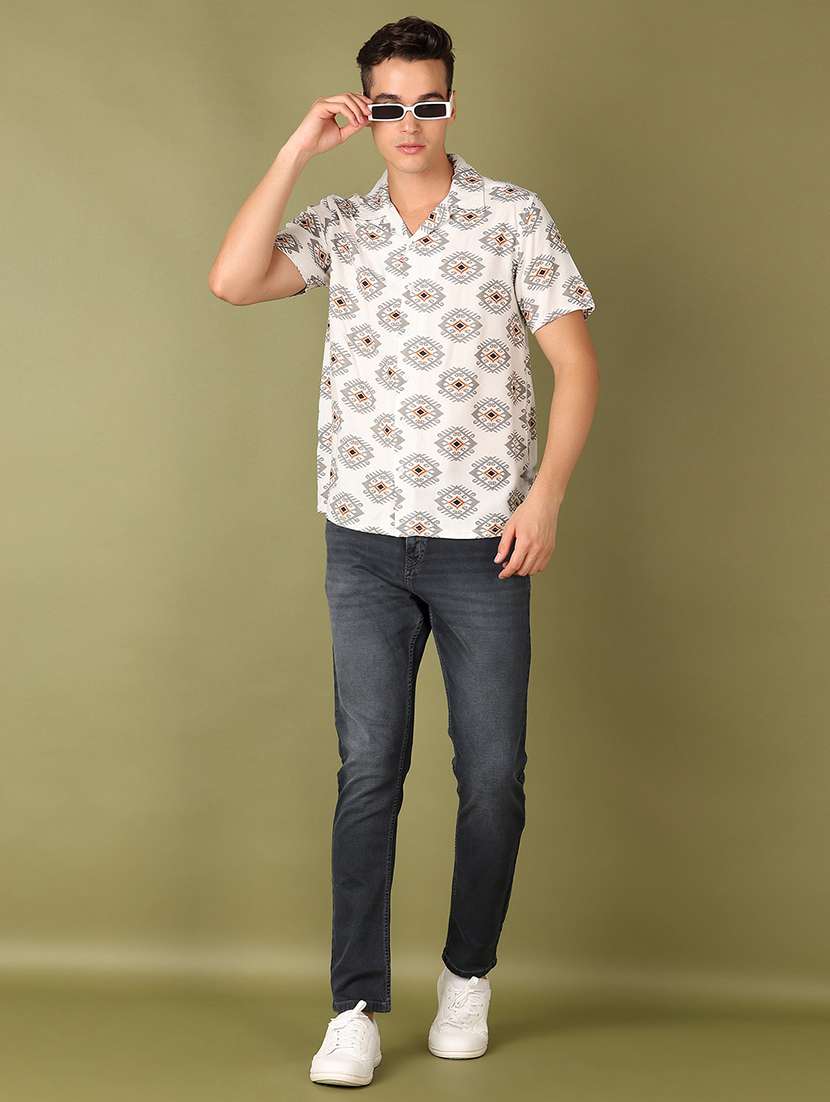 men solid mid rise slim fit jean - 21512744 -  Standard Image - 4