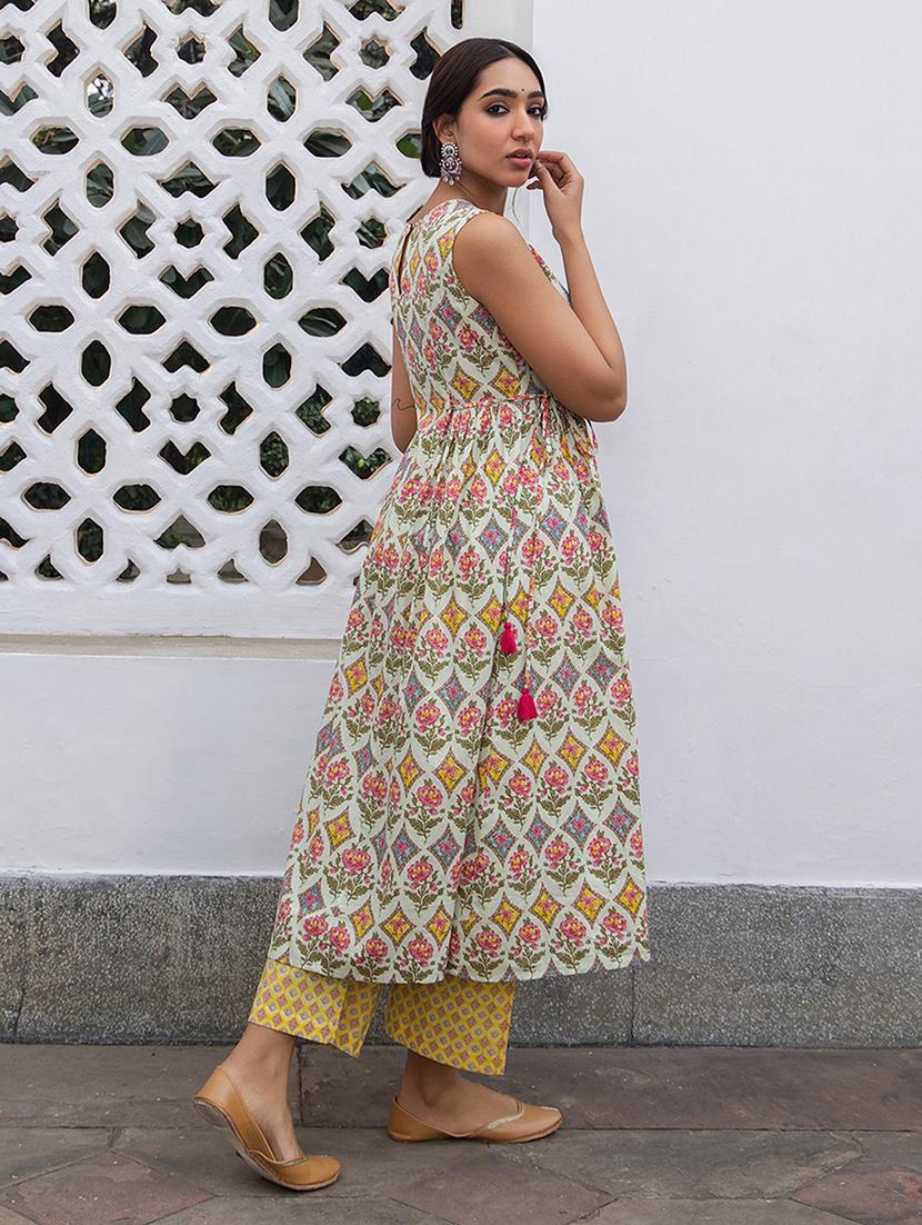 women round neck floral kurta palazzo set - 21512803 - Standard Image - 4