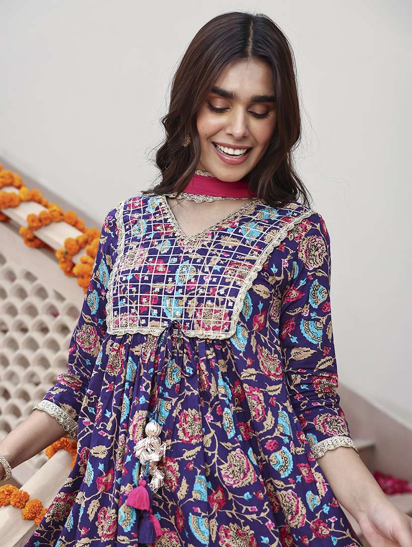 women purple kurta palazzo set with dupatta - 21512814 - Standard Image - 4