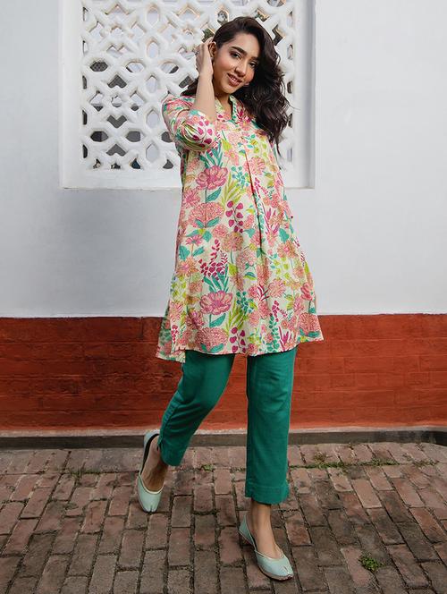women floral three quarter sleeve a-line kurta - 21512848 -  Standard Image - 0