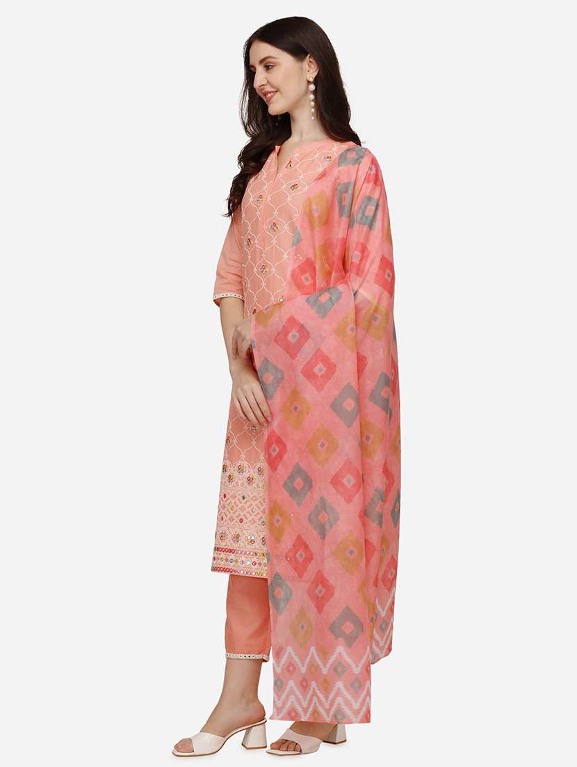 women three quarter sleeve kurta pant with dupatta set - 21513286 - Standard Image - 1