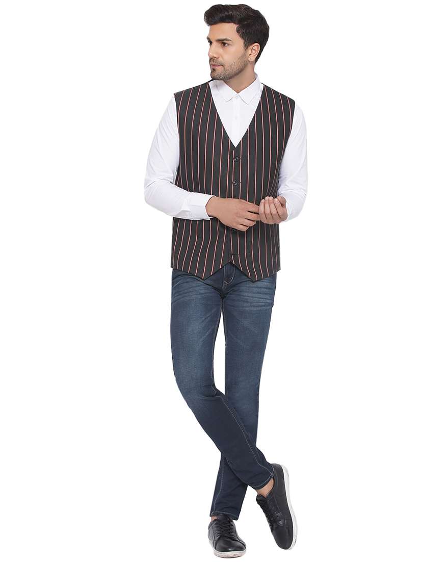 men stripes sleeveless waist coat - 21513352 -  Standard Image - 4