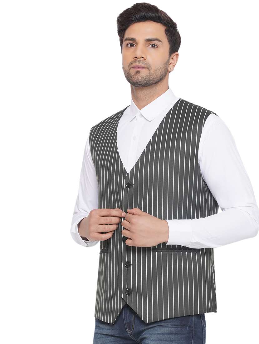 men stripes sleeveless waist coat - 21513359 -  Standard Image - 1