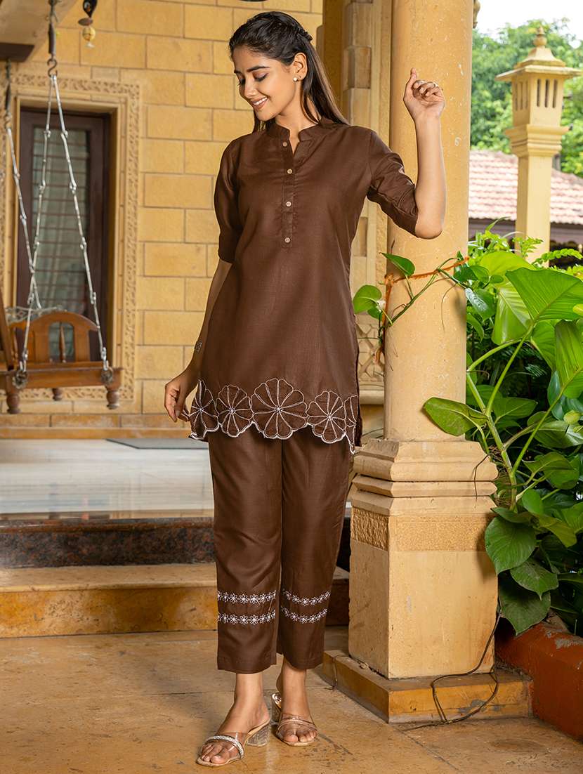 women mandarin neck embroidered co-ord set