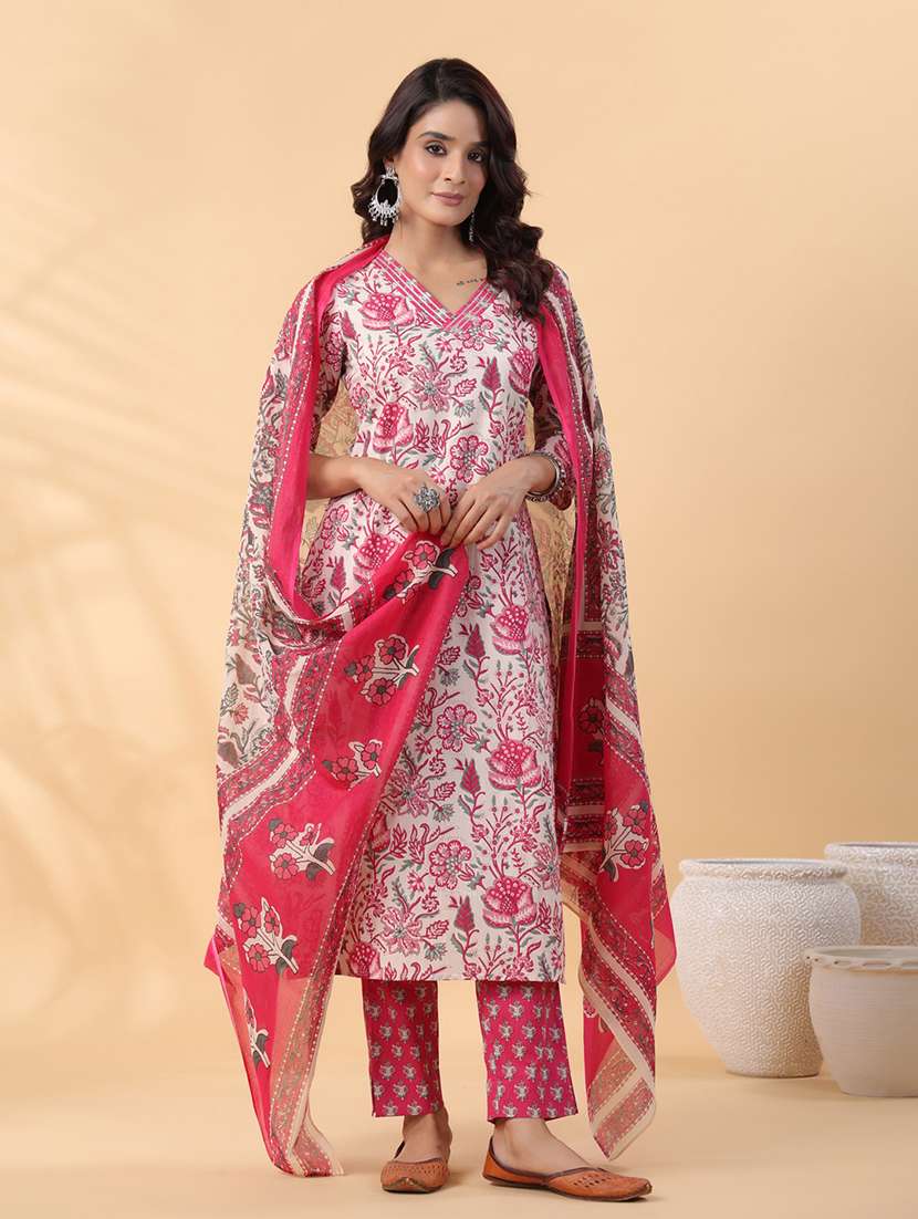 women three quarter sleeve kurta pant with dupatta set - 21513876 -  Standard Image - 1