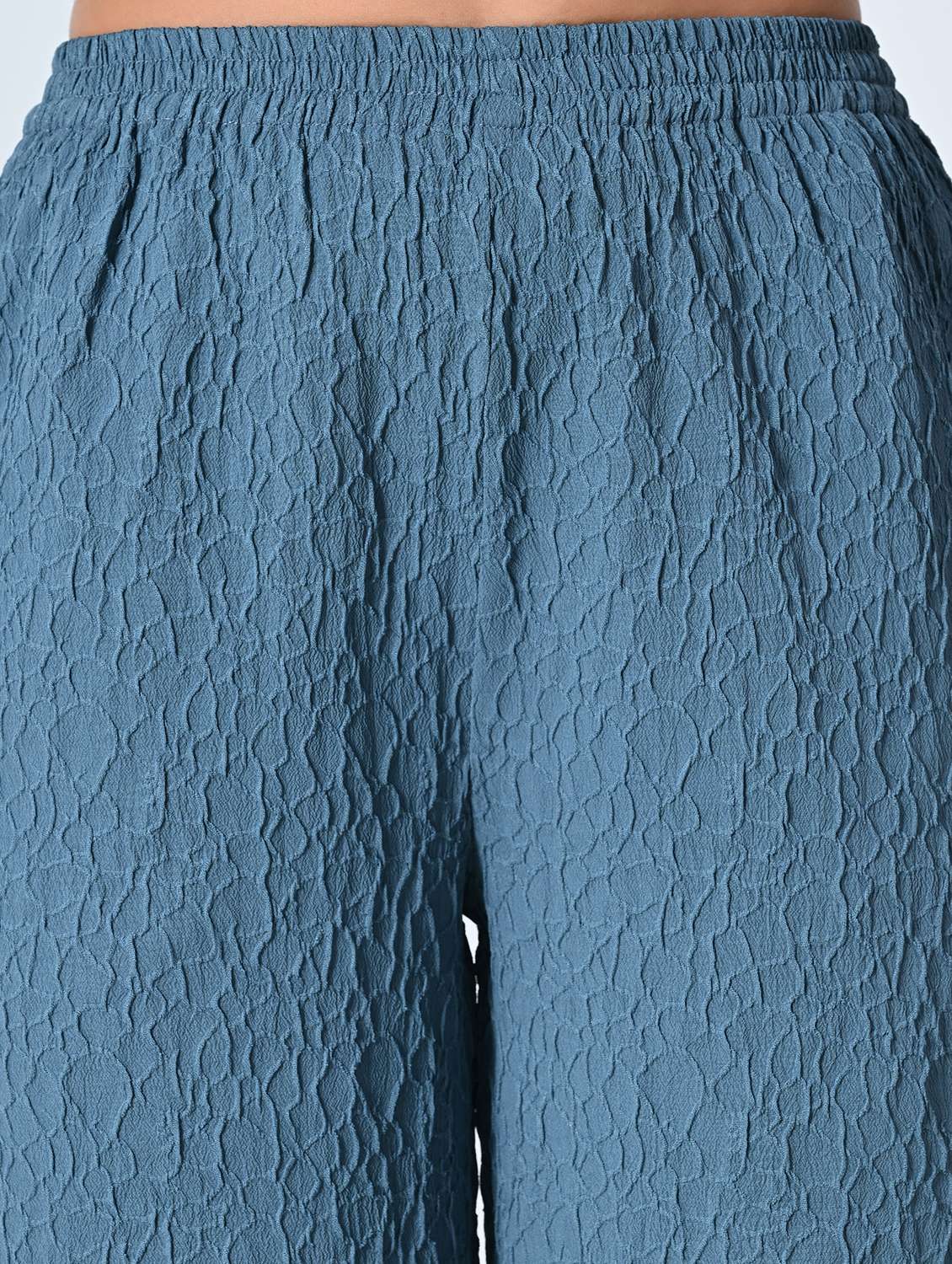 women blue self design poly crepe palazzo - 21513912 -  Standard Image - 4