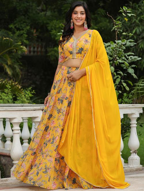 women yellow flared lehenga - 21514028 - Standard Image - 0