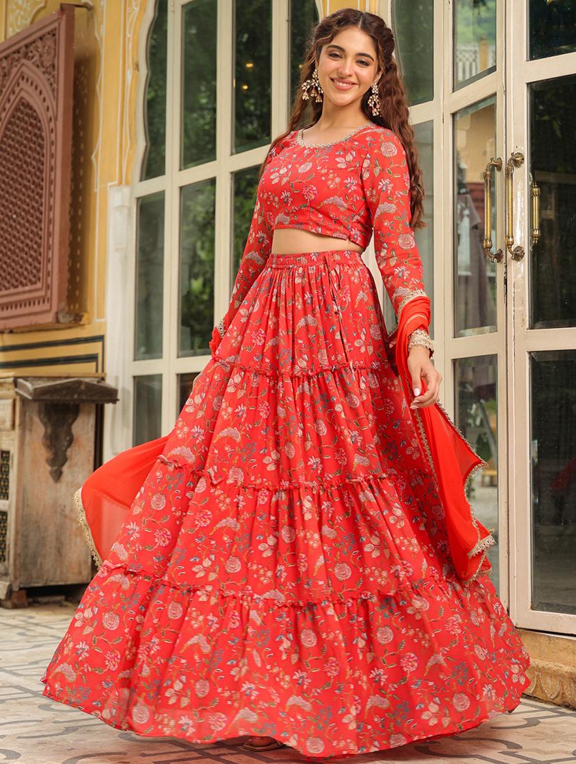 women red flared lehenga - 21514031 - Standard Image - 4