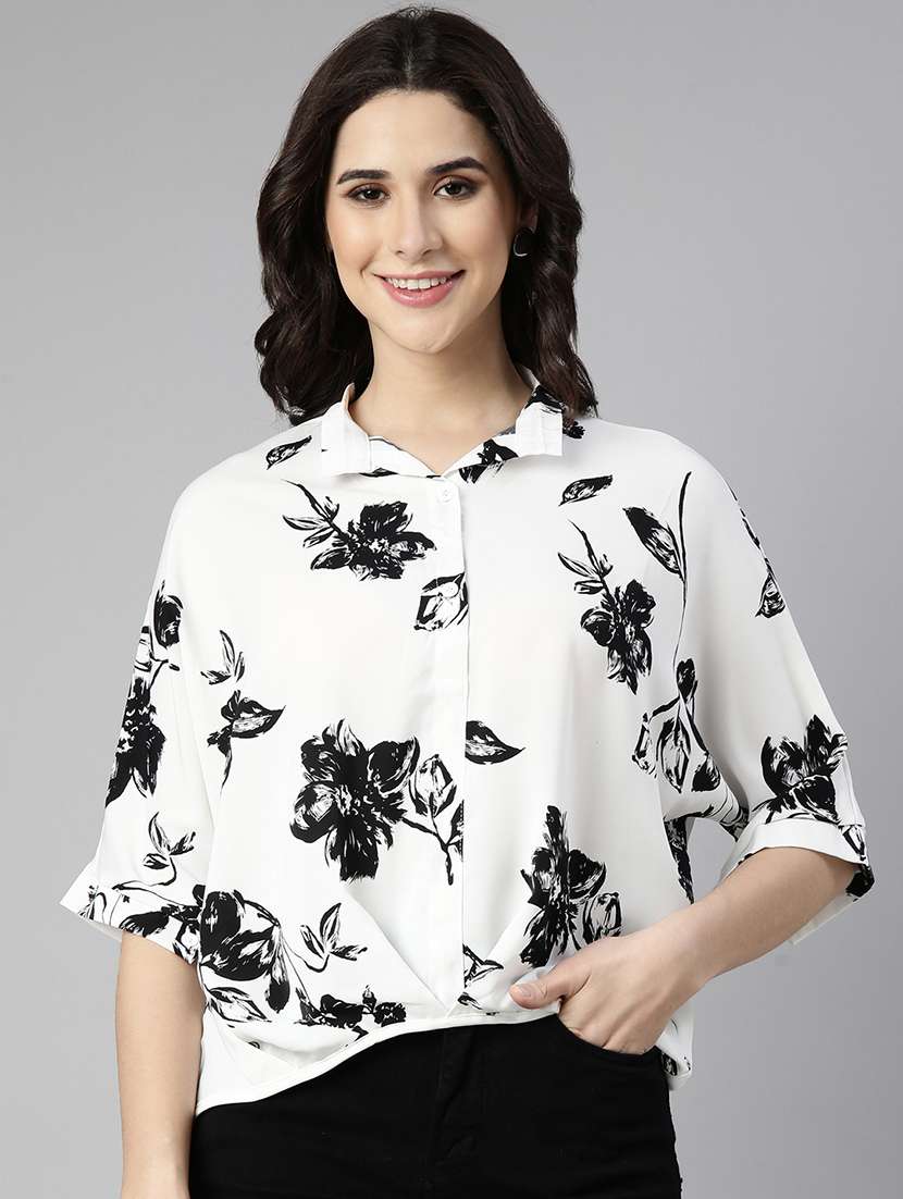 women printed collared shirt style top