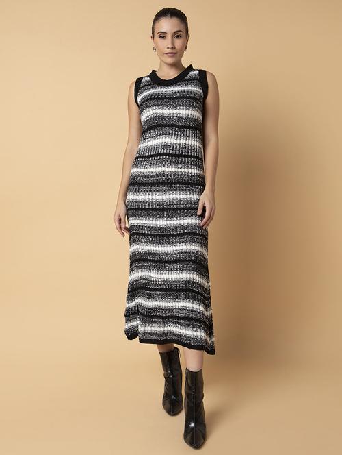 women black self design sleeveless a-line dress - 21514535 - Standard Image - 0