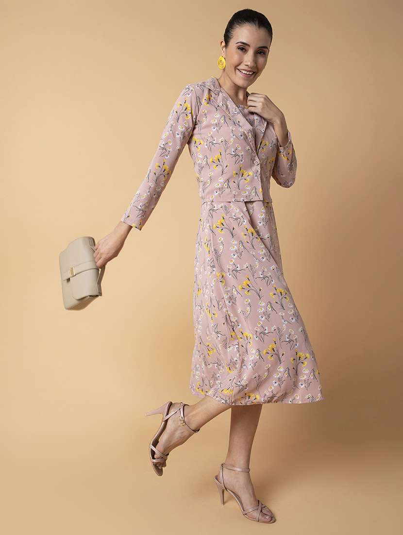 women floral printed a-line dress with shrug - 21514552 -  Standard Image - 4