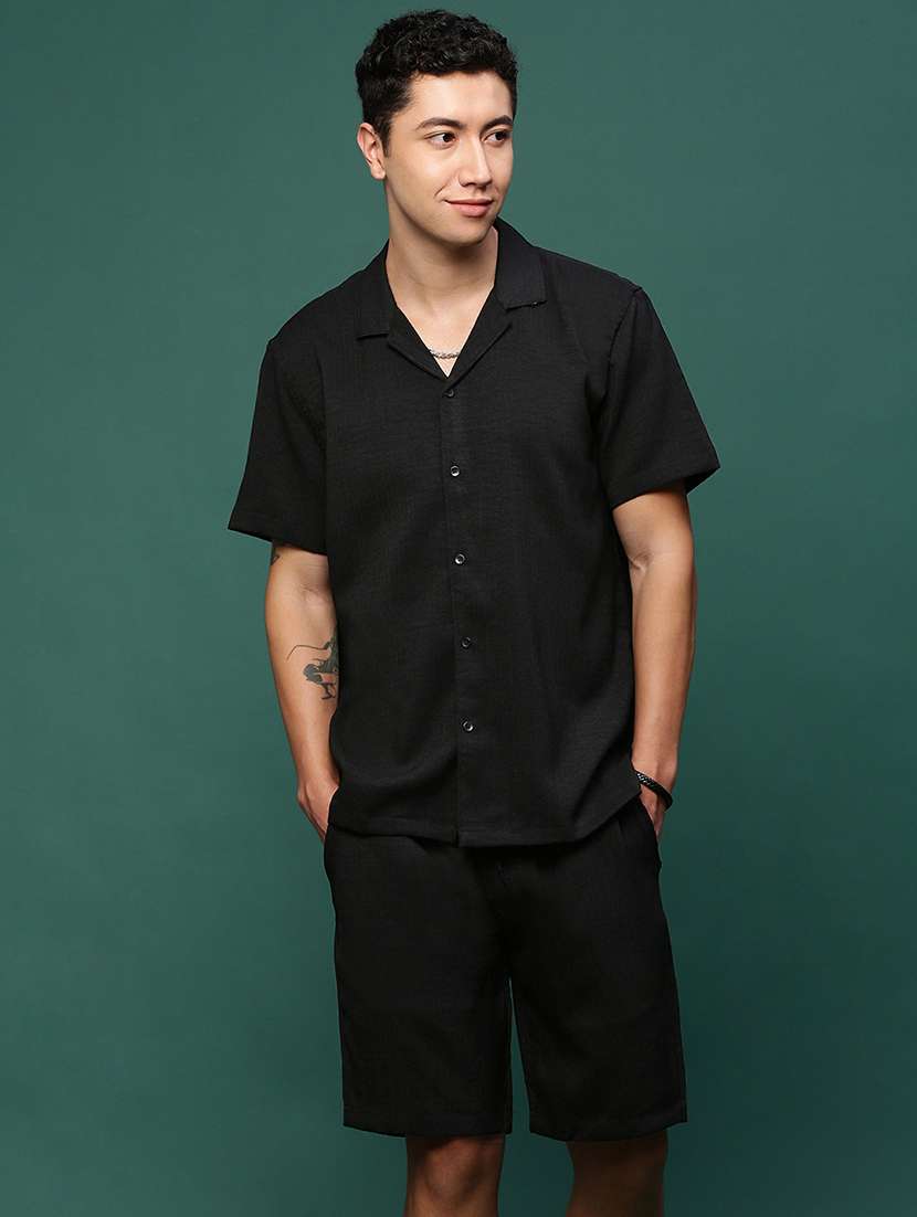 men collared solid co-ord set