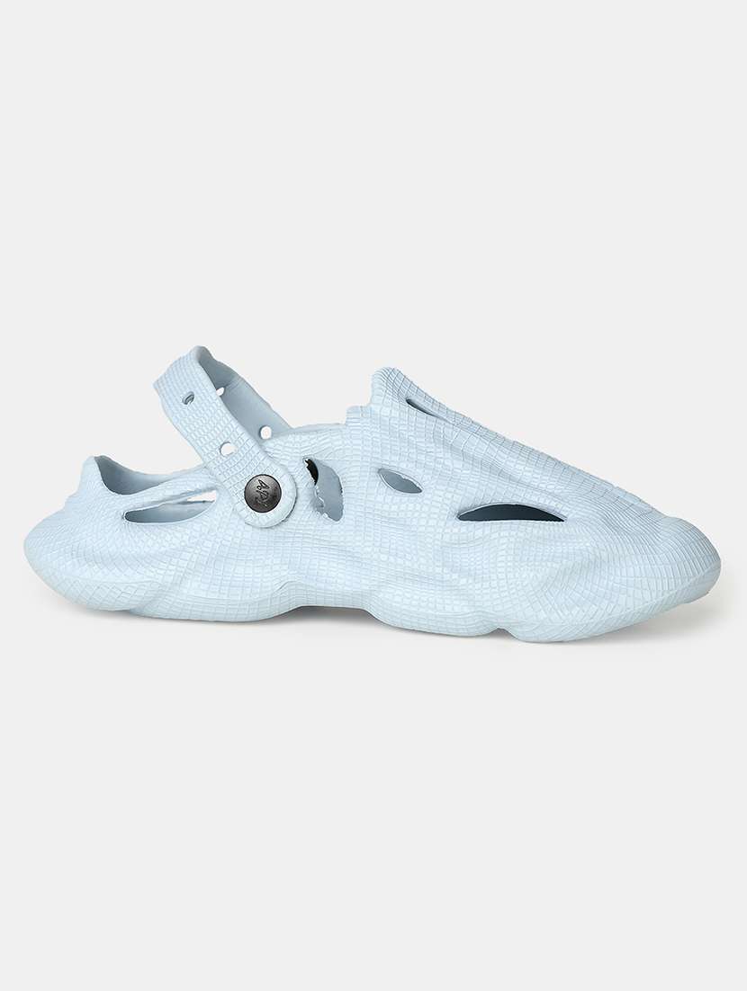 men blue solid clog - 21515303 -  Standard Image - 1