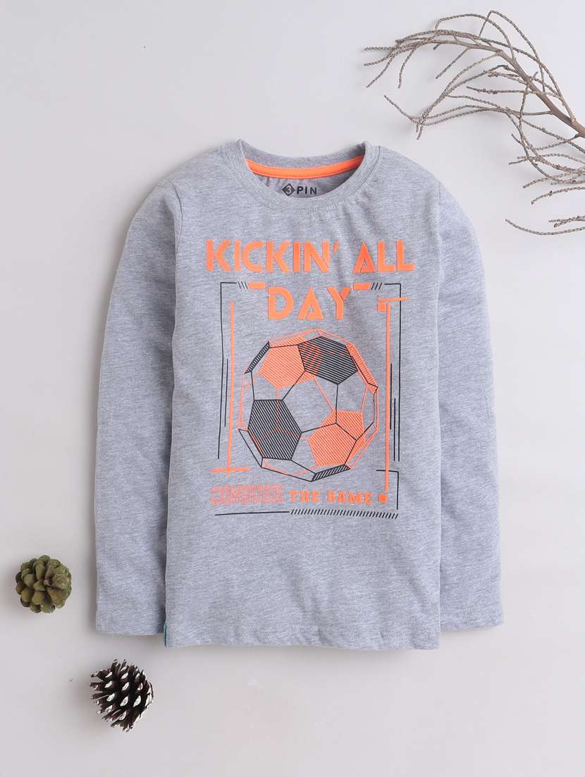 boy printed long sleeves t-shirt