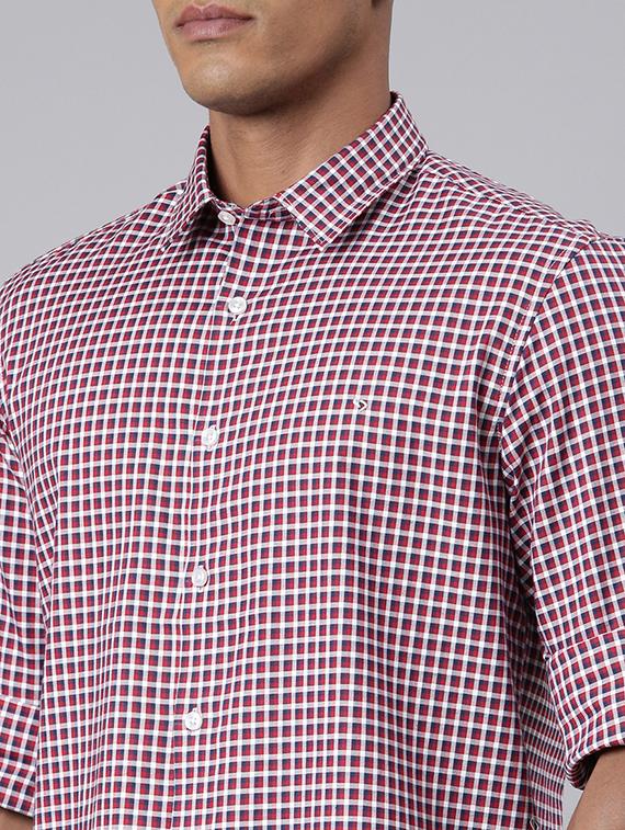 men collared checks casual shirt - 21518447 - Standard Image - 4