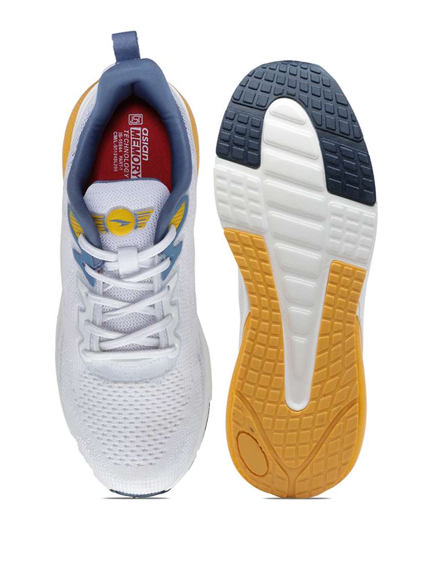 men white sport shoe - 21518917 -  Standard Image - 4