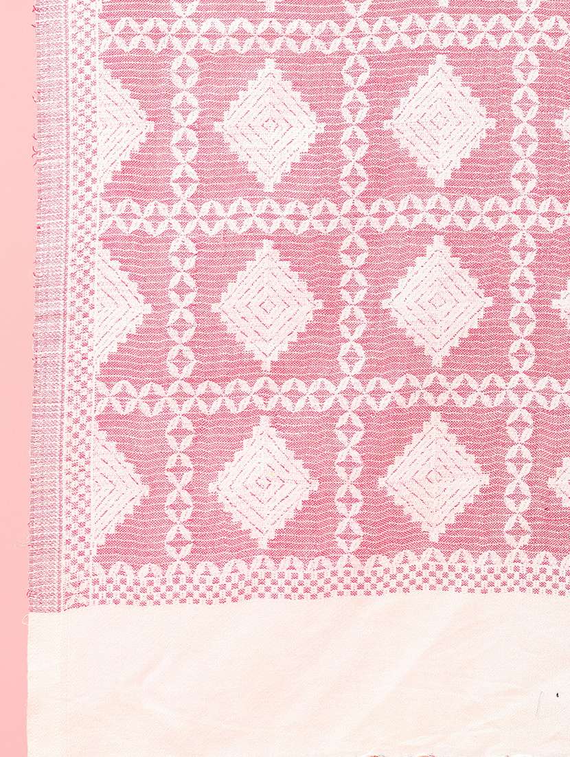 women self design winter stole - 21519303 -  Standard Image - 4