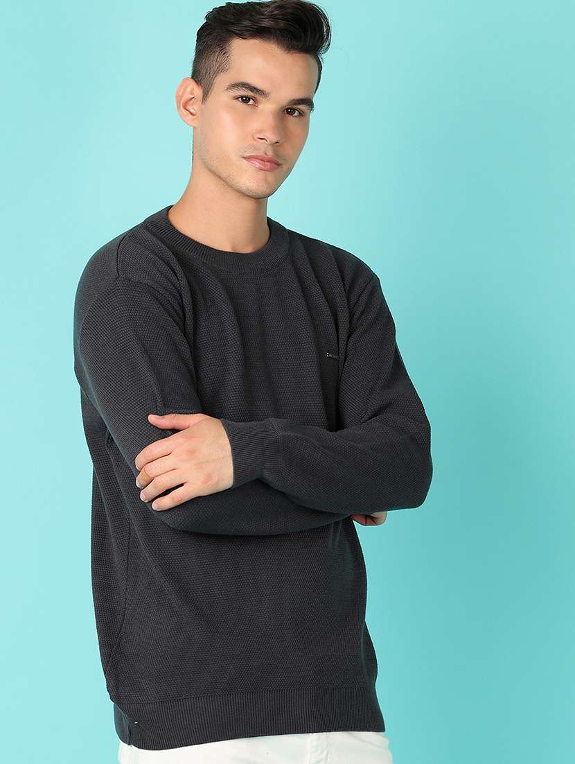 men round neck solid pullover - 21519316 -  Standard Image - 1