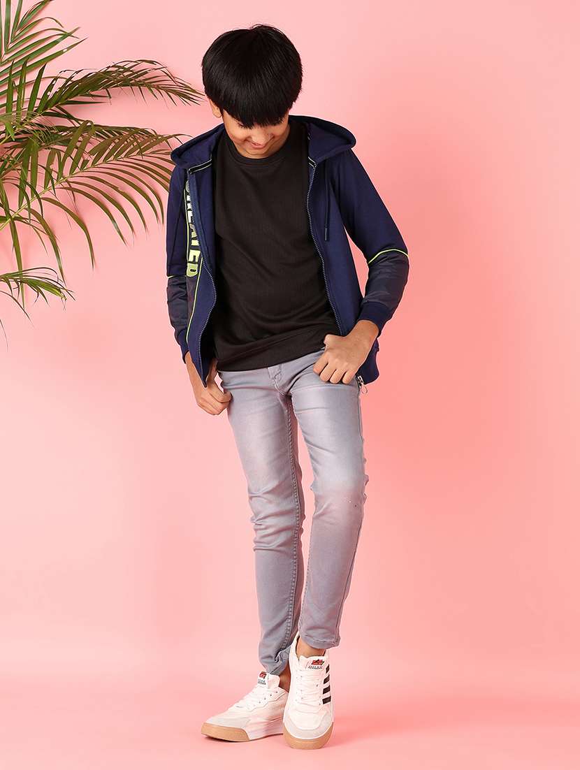 boys long sleeves front print sweatshirt - 21519921 -  Standard Image - 4