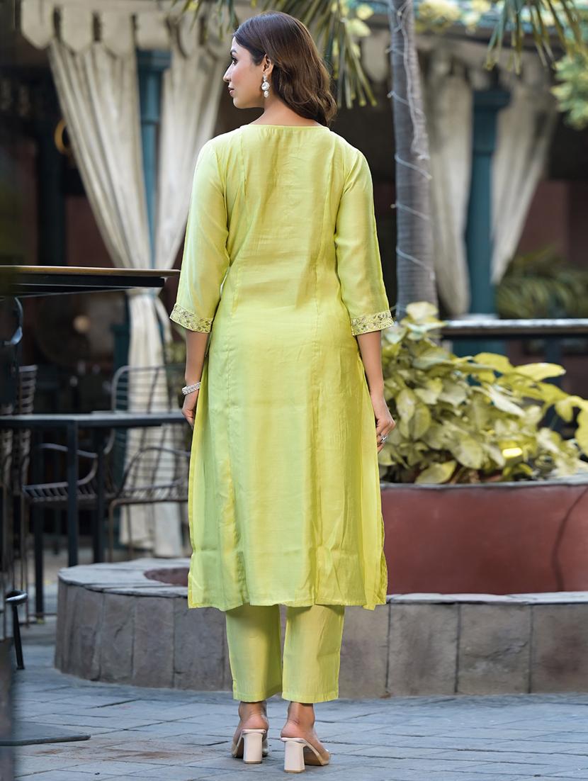 women embroidered kurta pant set with duaptta - 21520360 - Standard Image - 4