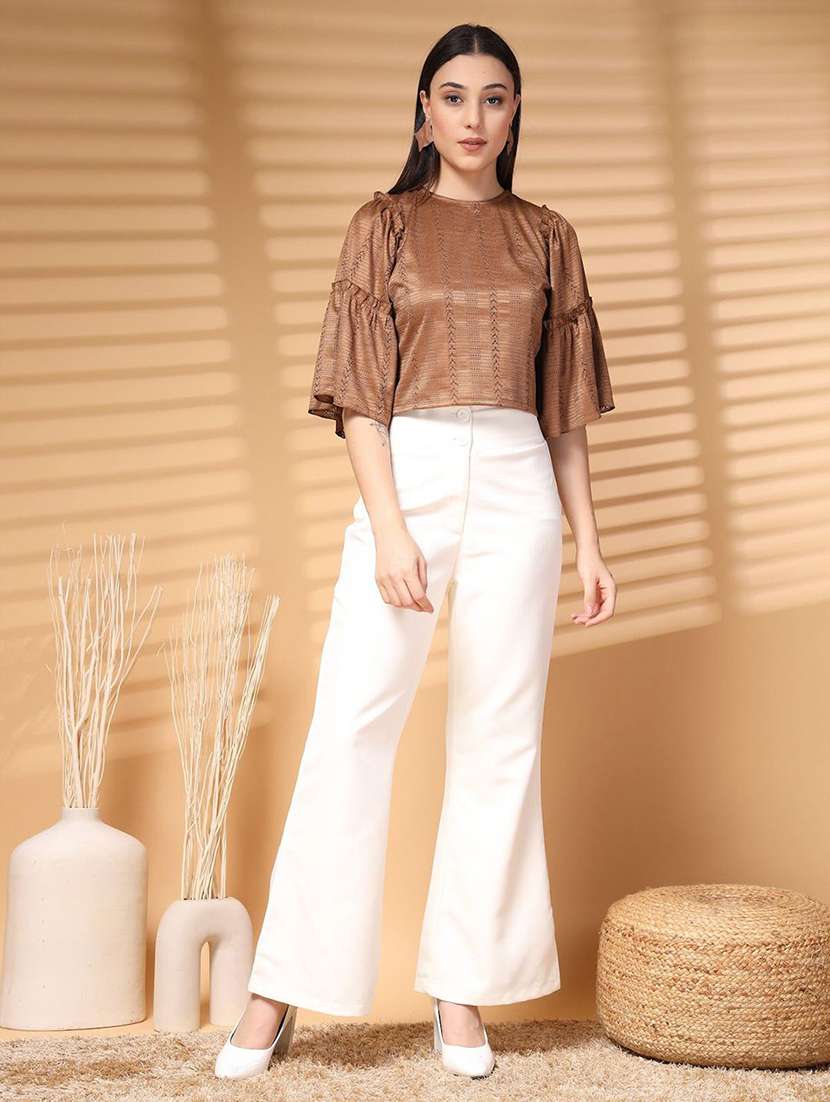 women self design bell sleeves crop top - 21520541 -  Standard Image - 4