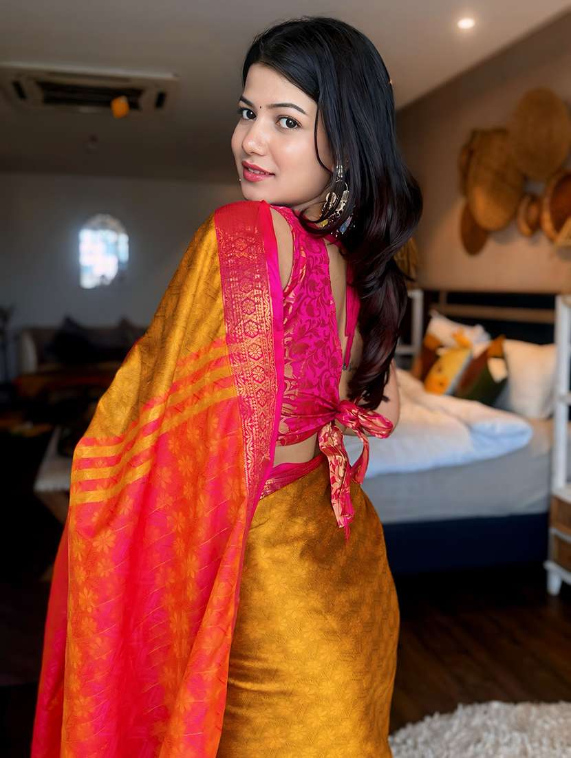 women self design dharmavaram zari bordered saree - 21520565 -  Standard Image - 1