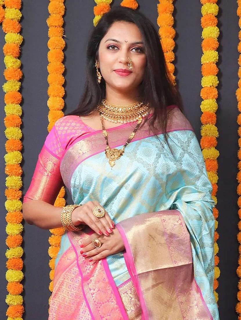 women self design banarasi saree - 21520605 - Standard Image - 1