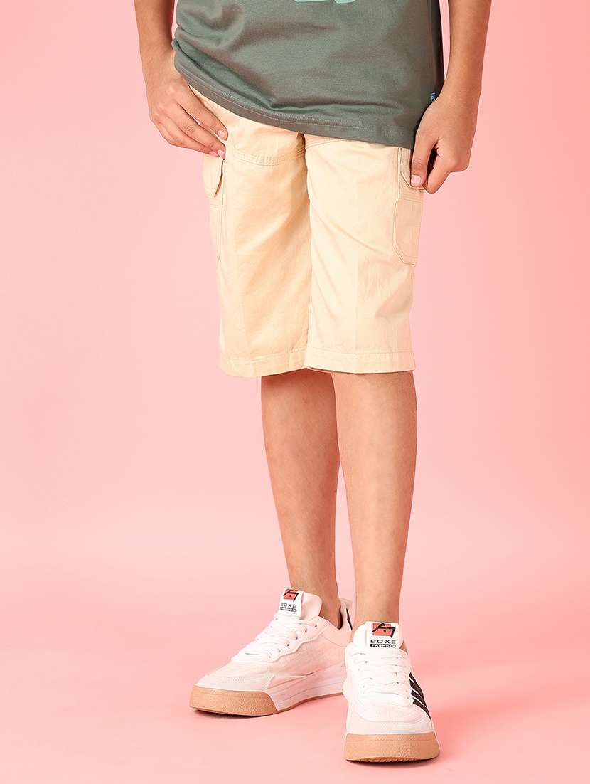 boys beige solid mid rise three fourth shorts - 21521244 -  Standard Image - 1