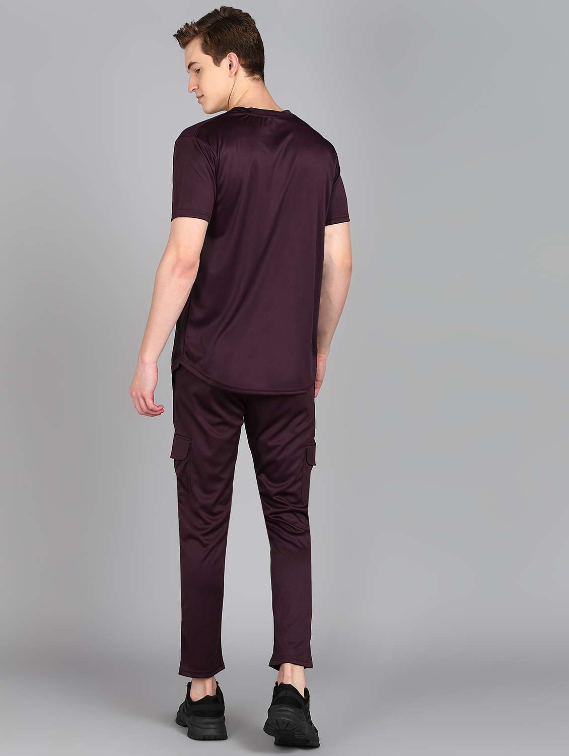 men solid full length track suit - 21522132 -  Standard Image - 1