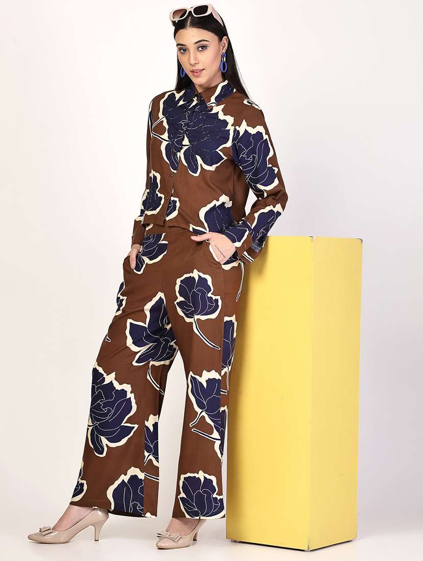 women brown rayon top and trouser co-ord set - 21522324 - Standard Image - 4