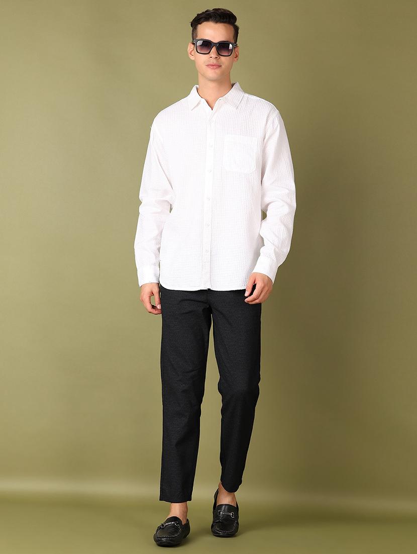 men black solid chinos casual trouser - 21522915 - Standard Image - 4