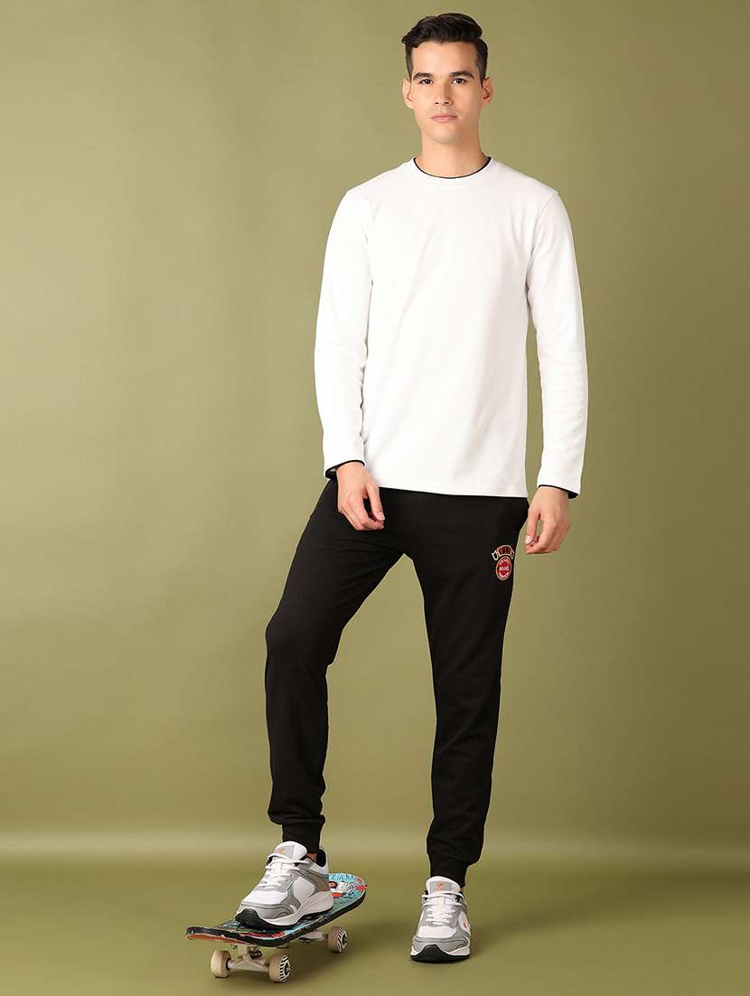 men mid rise placement print jogger - 21522950 - Standard Image - 4