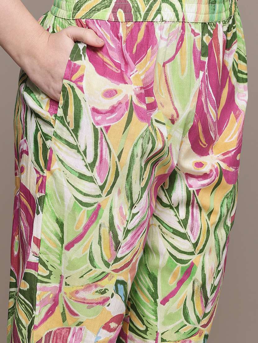women tropical round neck kurta pant set - 21523109 -  Standard Image - 4