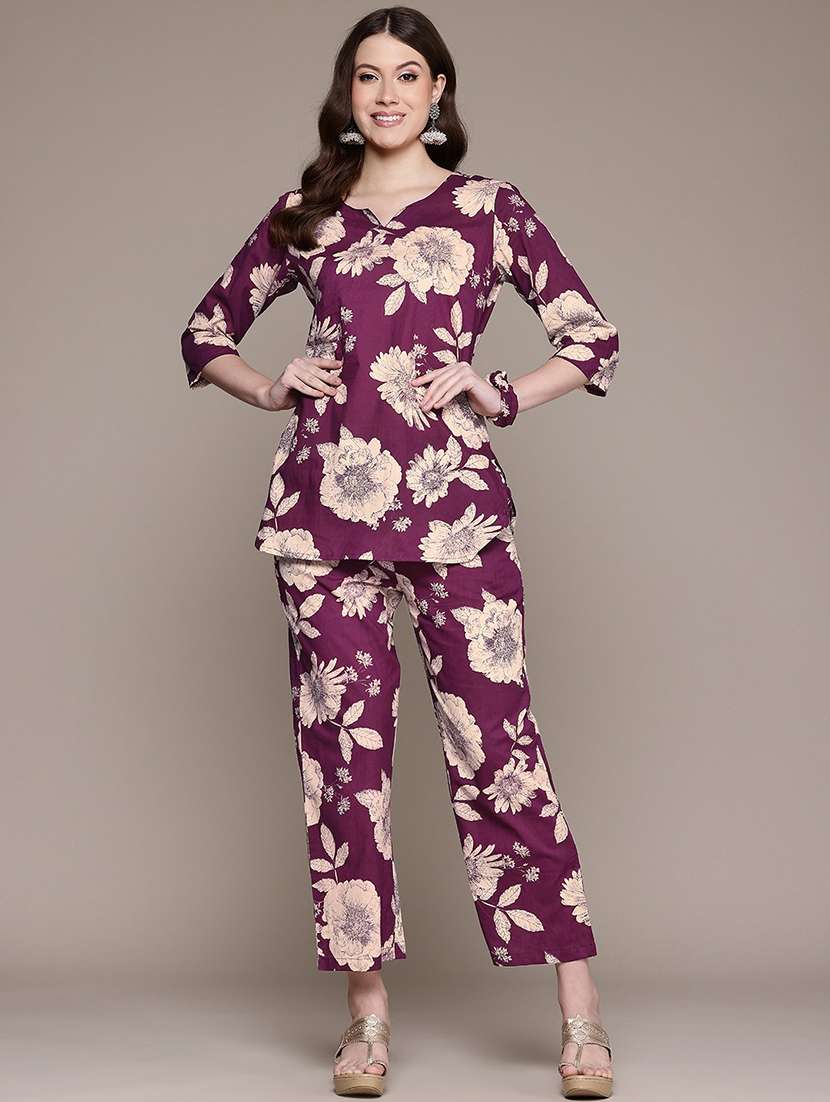 women floral notch neck co-ord sets with scrunchie