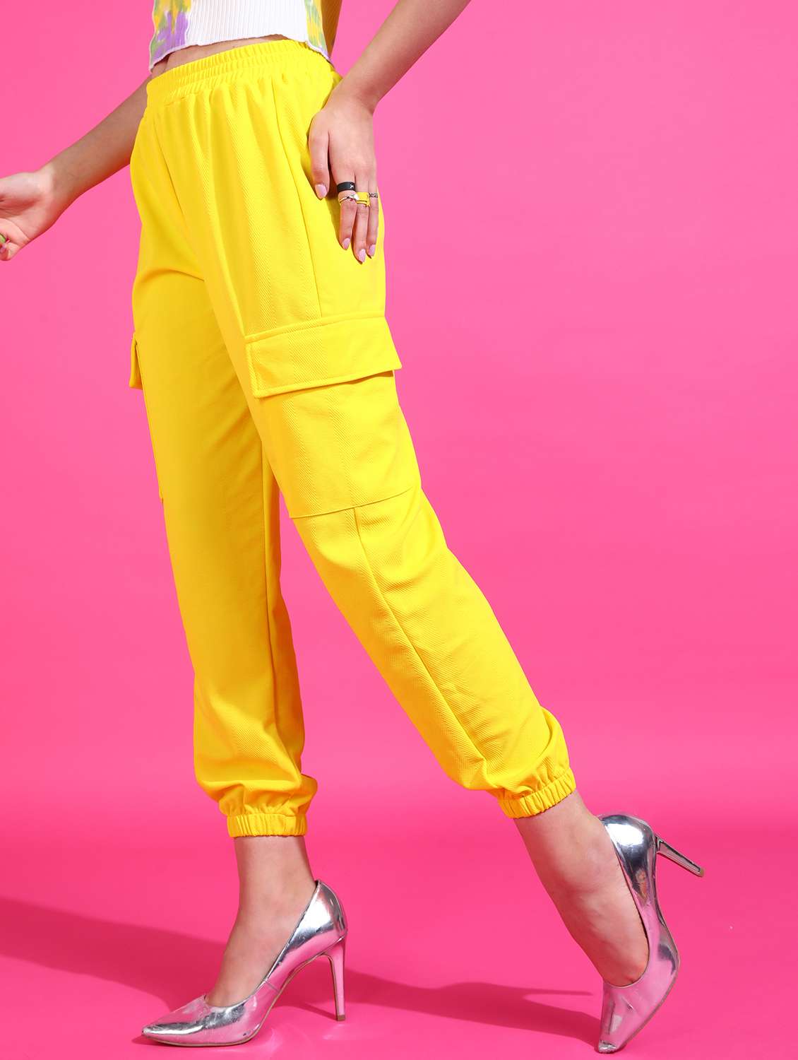 women self design relaxed fit jogger - 21523428 -  Standard Image - 1