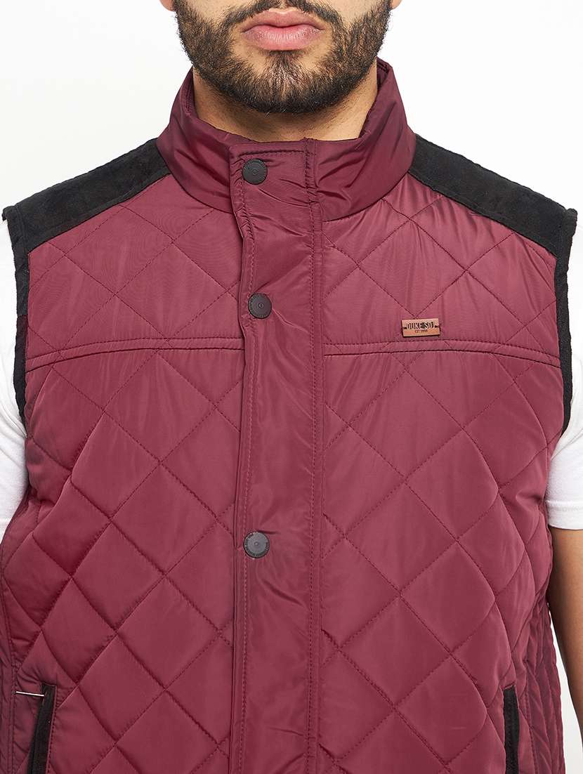 men sleeveless solid quilted jacket - 21523638 -  Standard Image - 4
