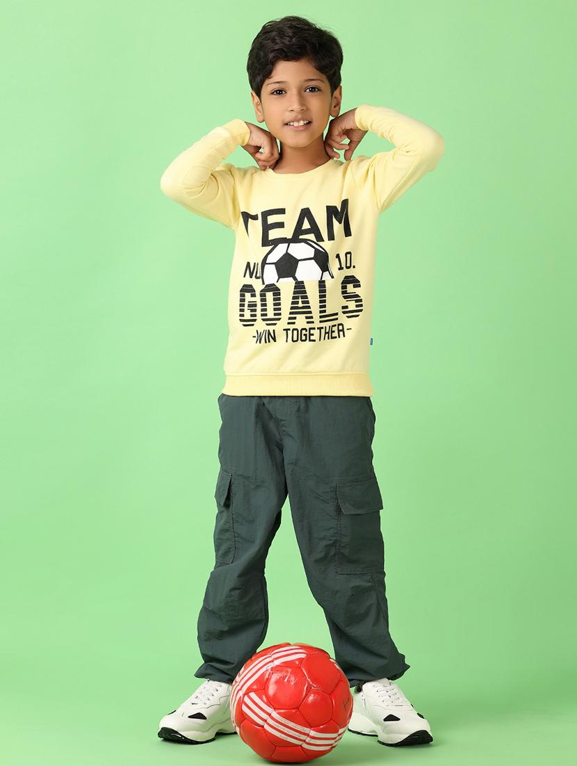 boys mid rise solid cargo - 21524170 - Standard Image - 4