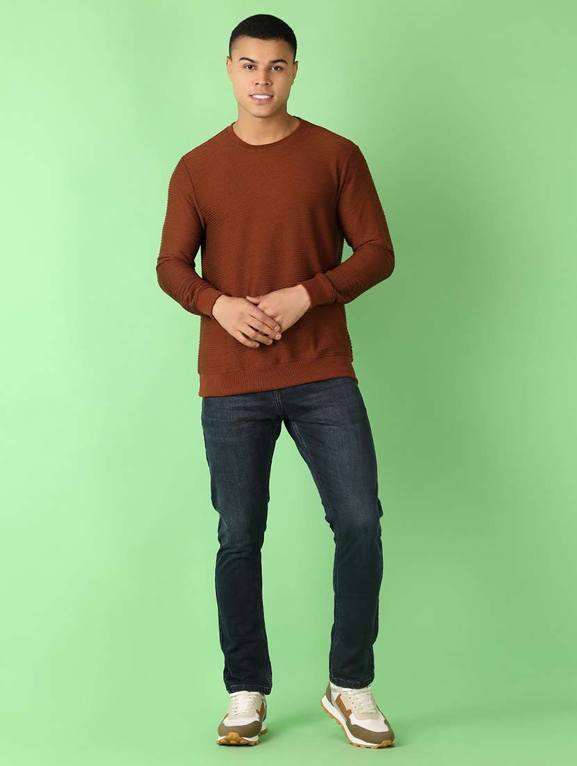 men mid rise plain jeans - 21524393 -  Standard Image - 4