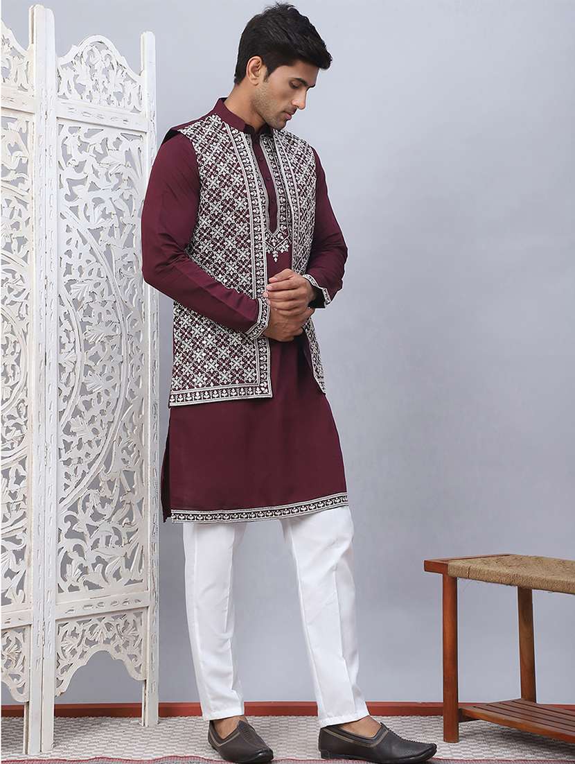 men embroidered kurta pyjama with jacket  - 21524840 -  Standard Image - 1