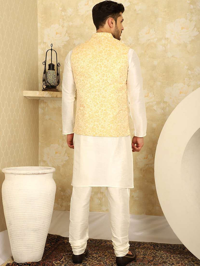 men mandarin neck kurta pyjama with jacket ethnic wear set - 21524879 -  Standard Image - 4