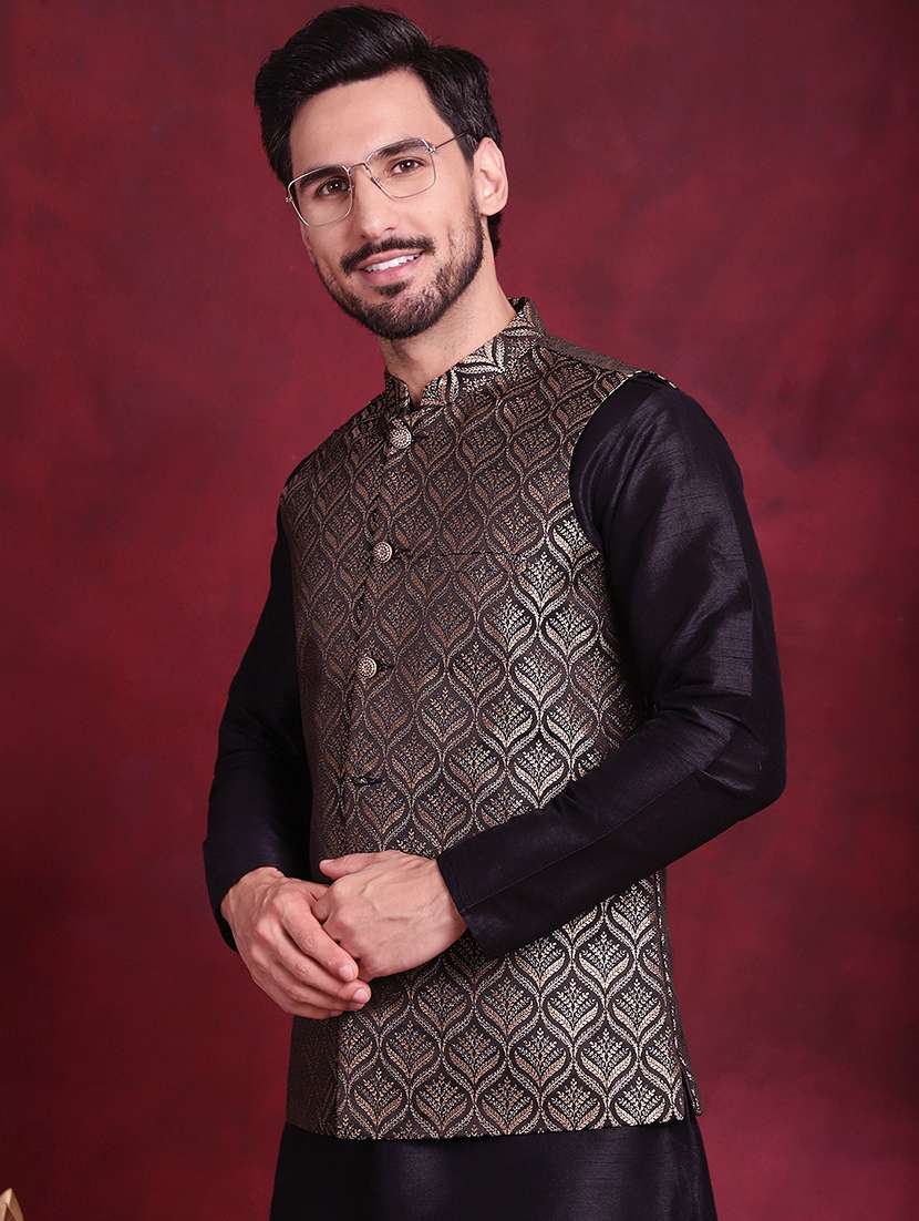 men mandarin neck silk kurta bottom with jacket ethnic wear set - 21524908 - Standard Image - 4