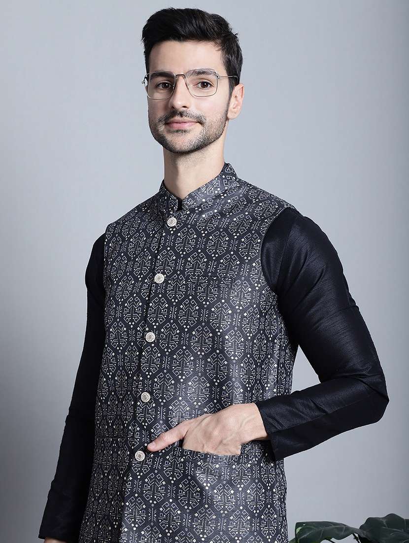 men solid kurta pyjama set with printed jacket - 21524909 - Standard Image - 4