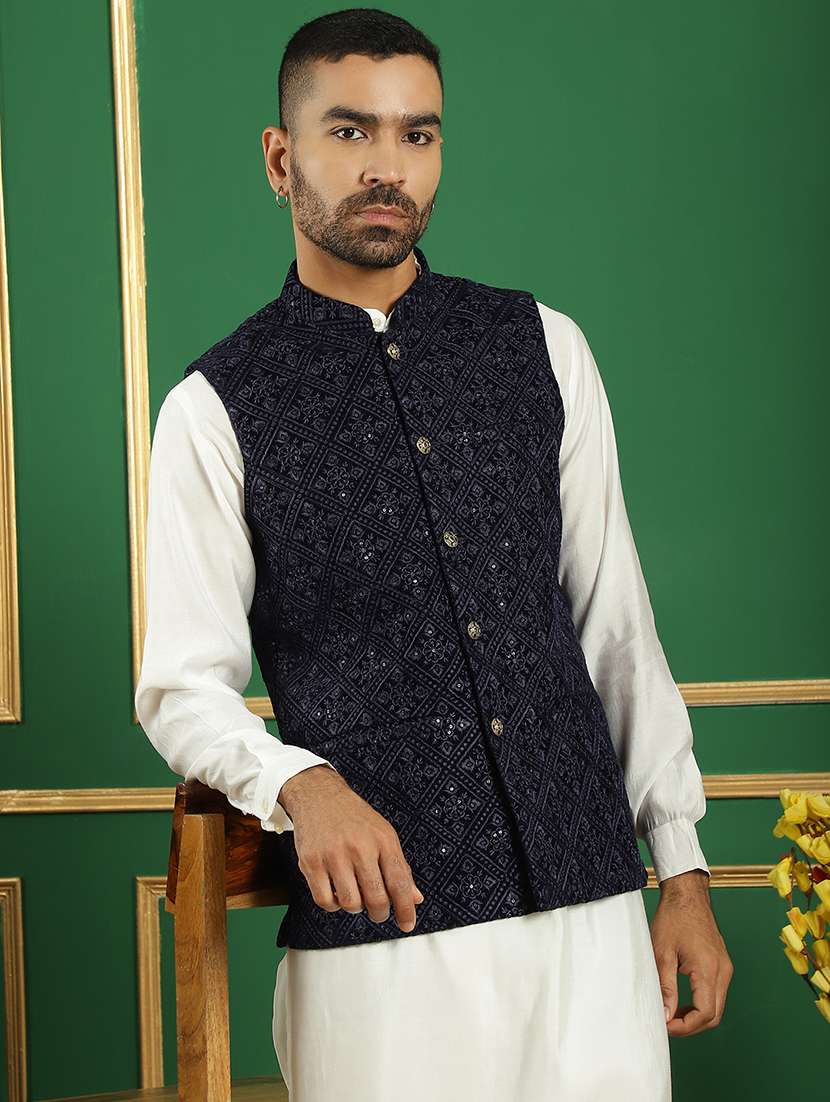 men mandarin neck kurta bottom with jacket ethnic wear set - 21524929 -  Standard Image - 4