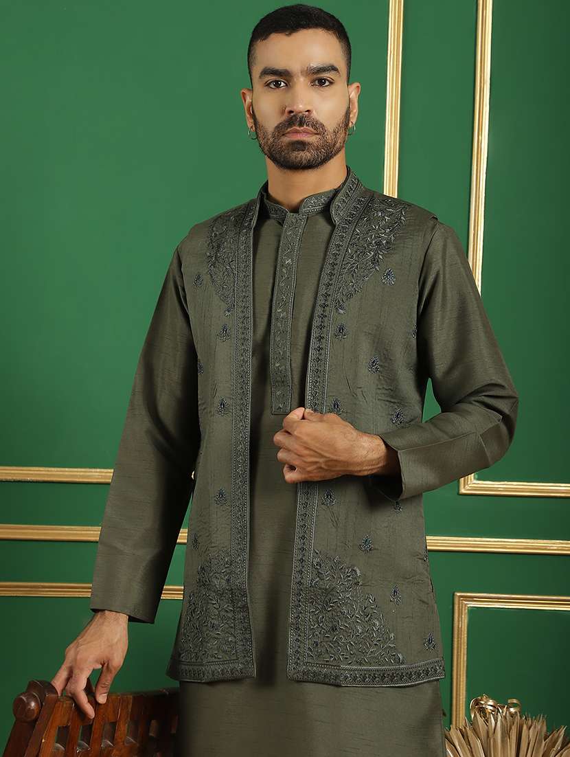 men mandarin neck kurta bottom with jacket ethnic wear set - 21524943 -  Standard Image - 4