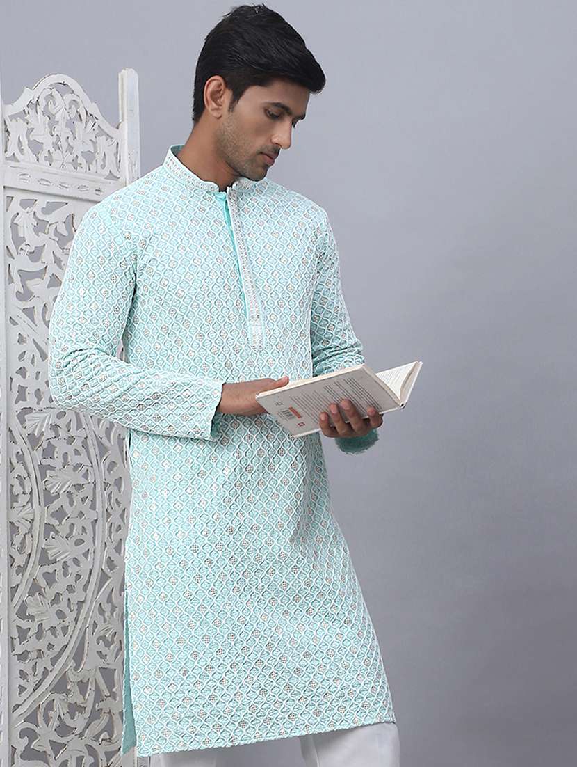 men embroidered mandarin neck long kurta 