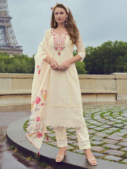 women three quarter sleeve kurta pant with dupatta set - 21527956 -  Standard Image - 0