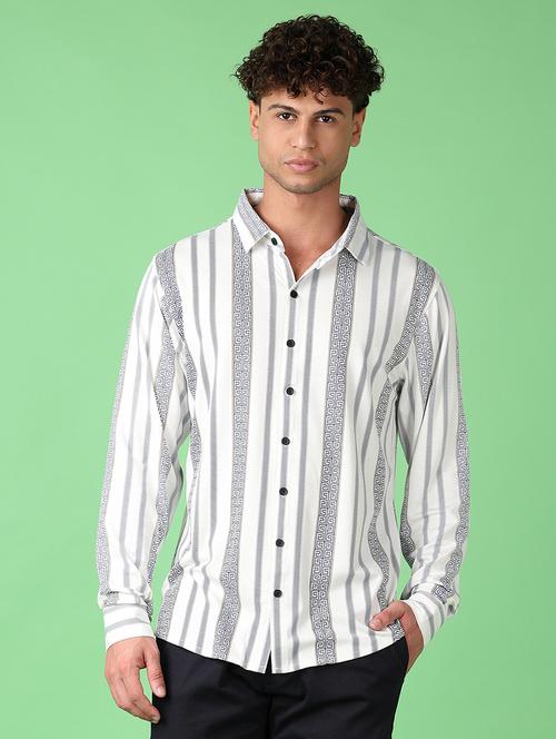 men long sleeves striped casual shirt - 21528454 - Standard Image - 0